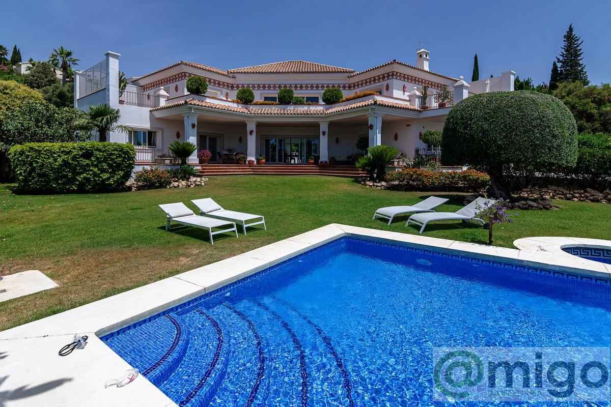 For sale of villa in Marbella