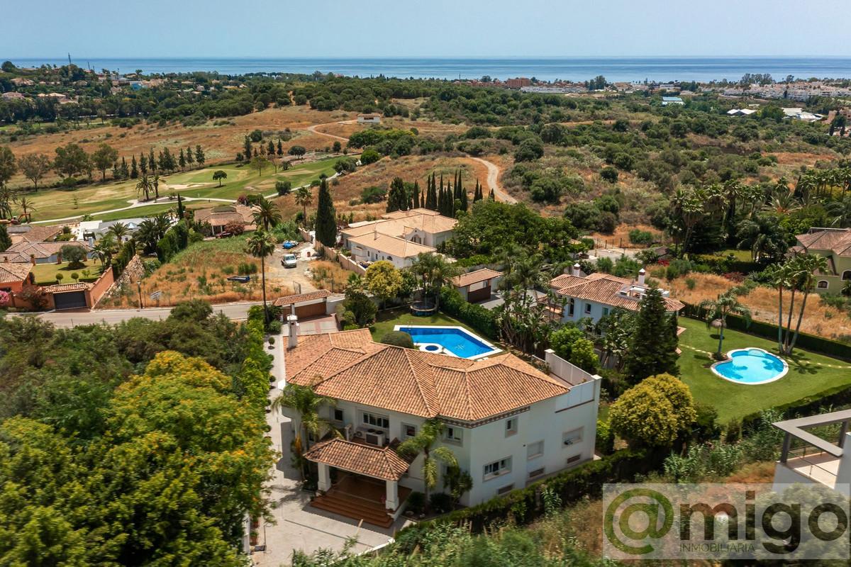 For sale of villa in Marbella