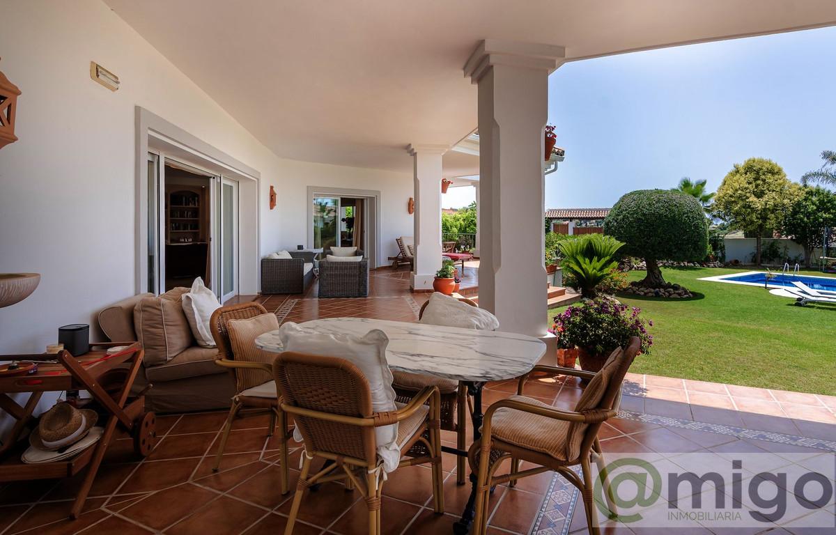 For sale of villa in Marbella