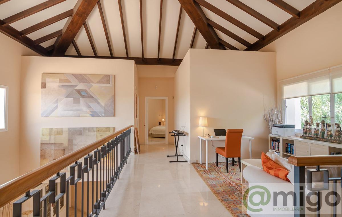 For sale of villa in Marbella