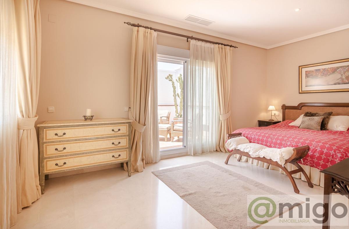 For sale of villa in Marbella
