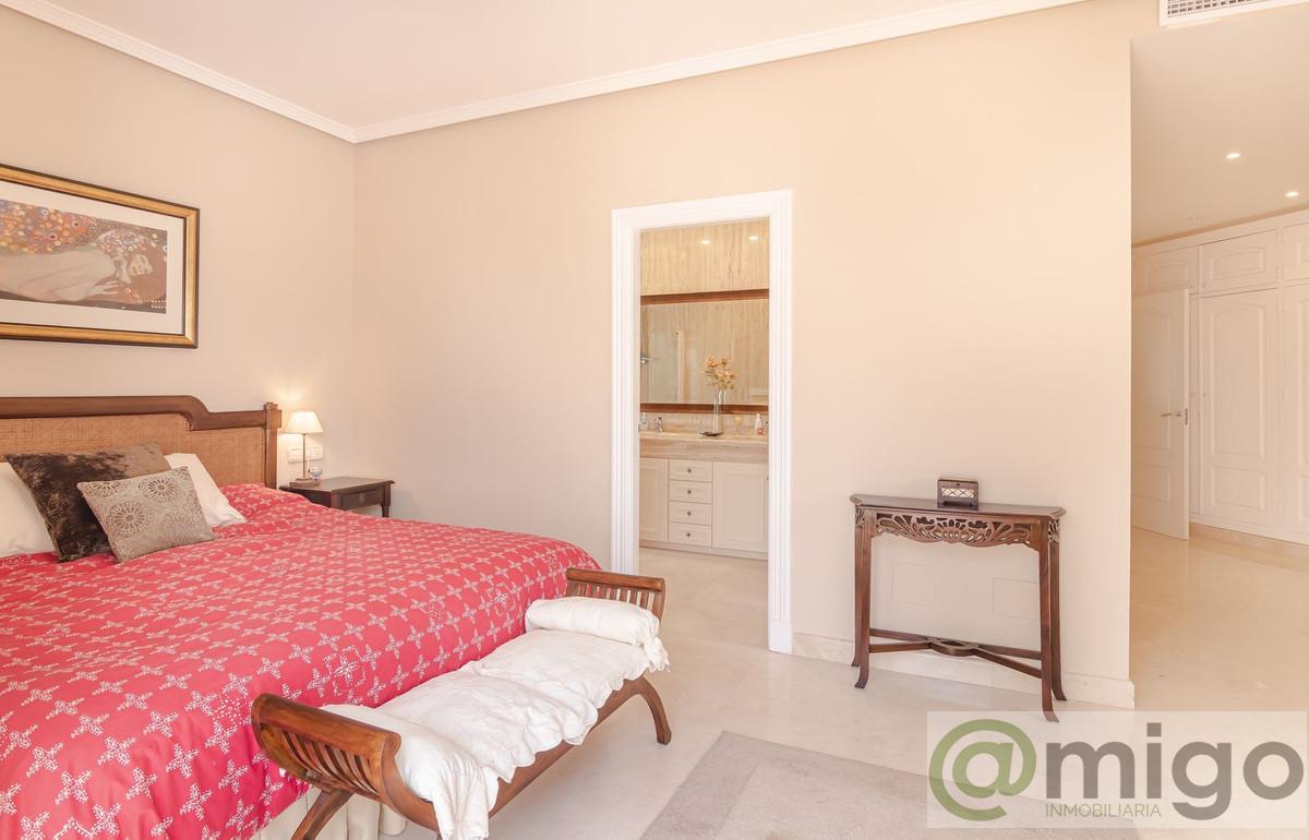 For sale of villa in Marbella