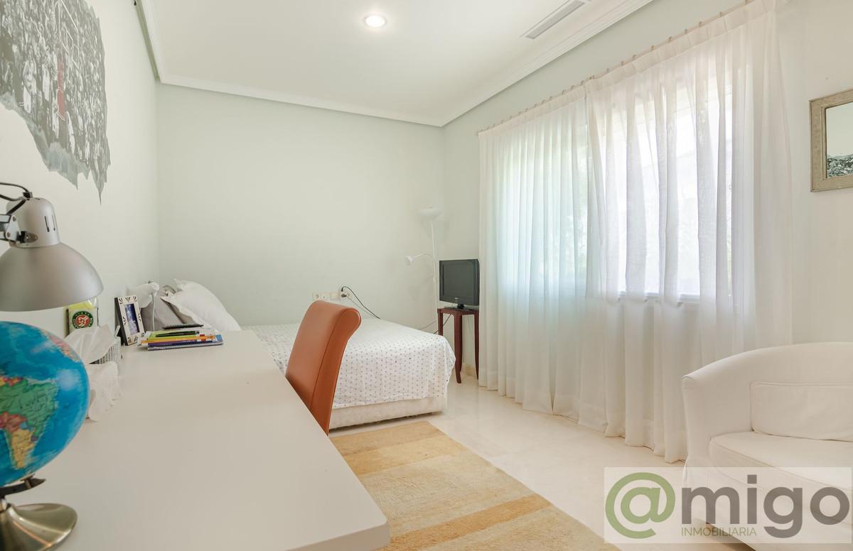 For sale of villa in Marbella