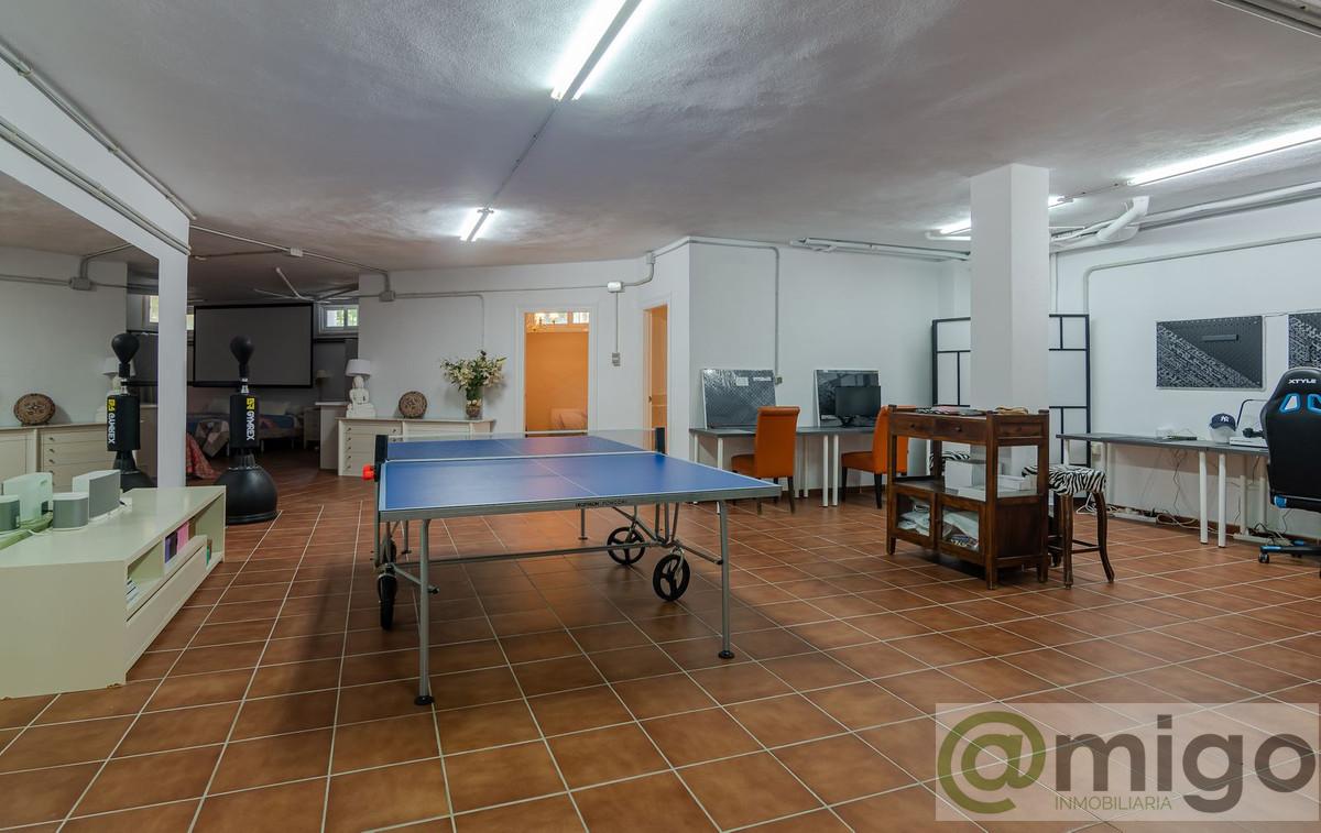 For sale of villa in Marbella