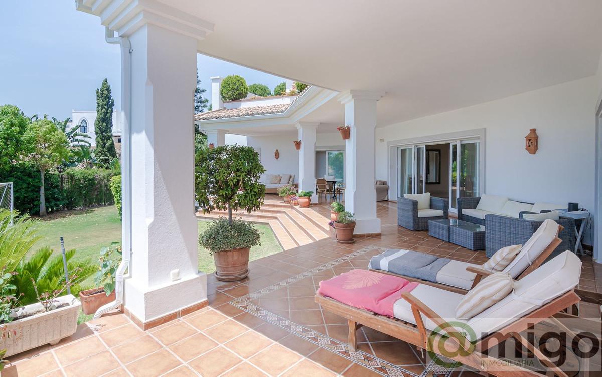 For sale of villa in Marbella