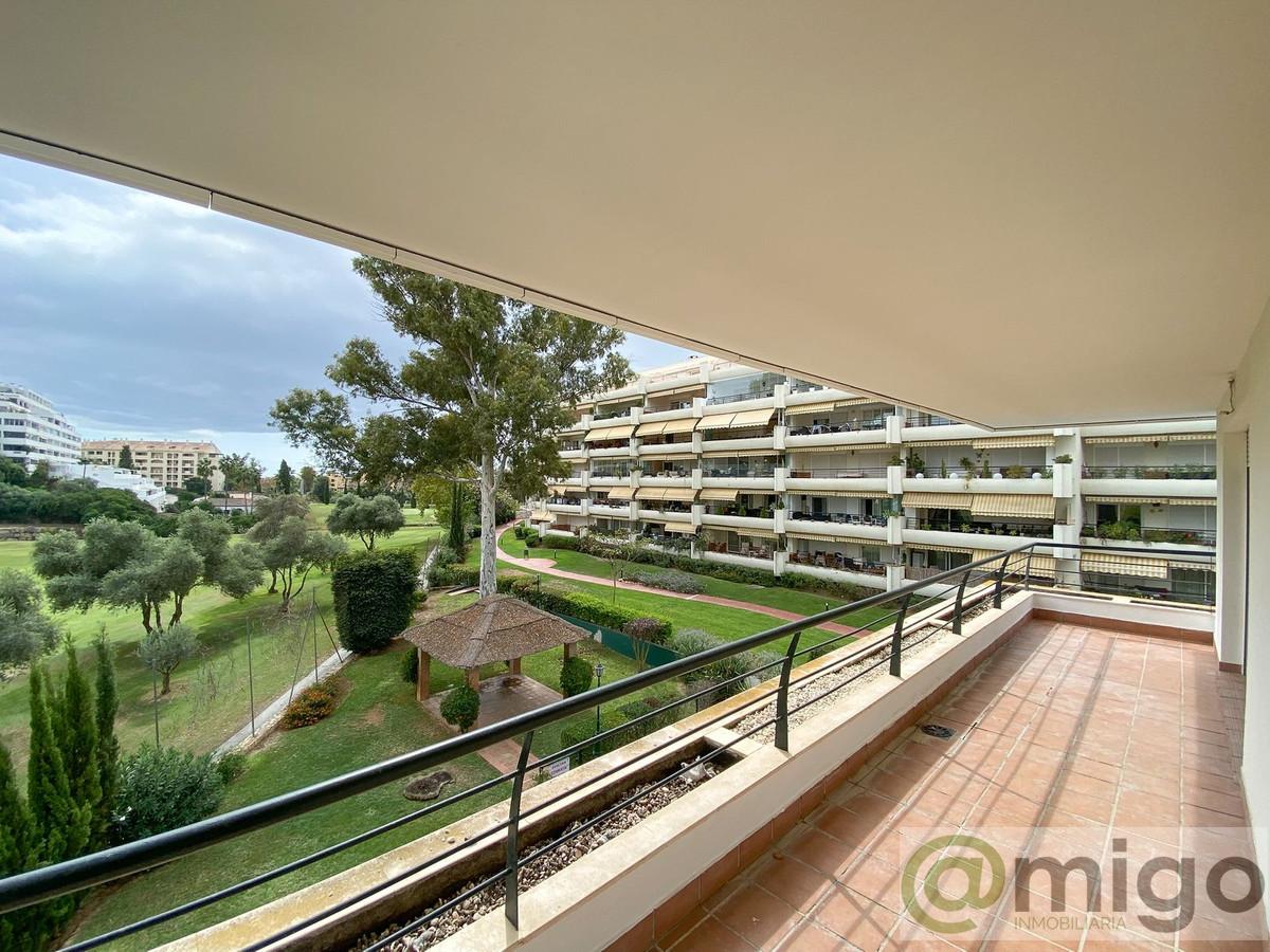 For sale of apartment in Marbella