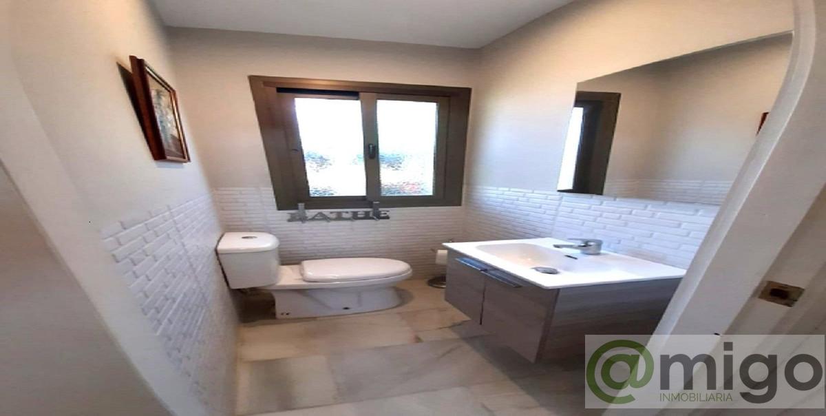 Venta de villa en Marbesa