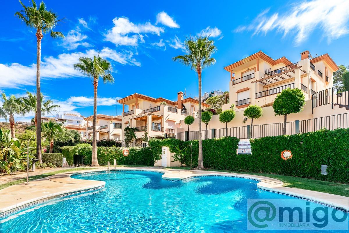 For sale of villa in Riviera del Sol