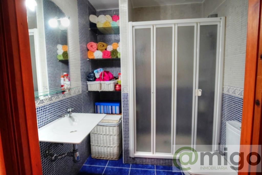 For sale of villa in El Padron