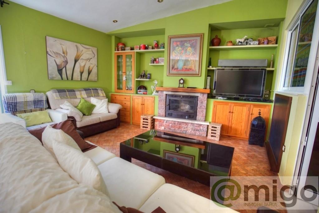 For sale of villa in El Padron