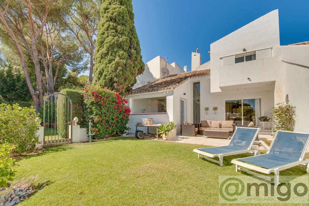For sale of villa in Marbella