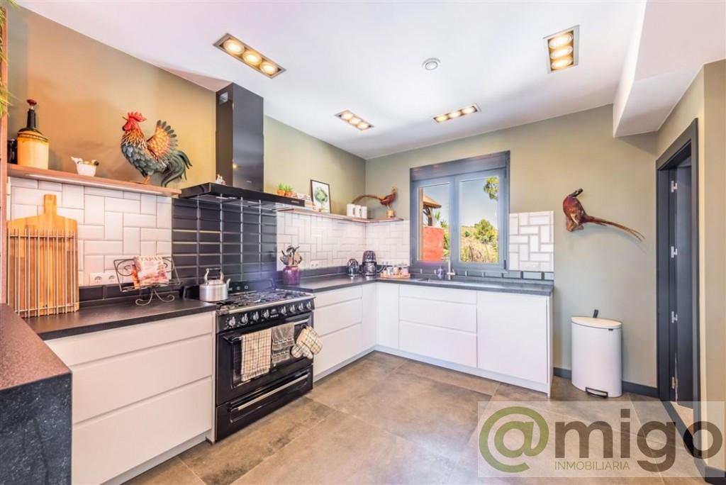 For sale of villa in Marbella