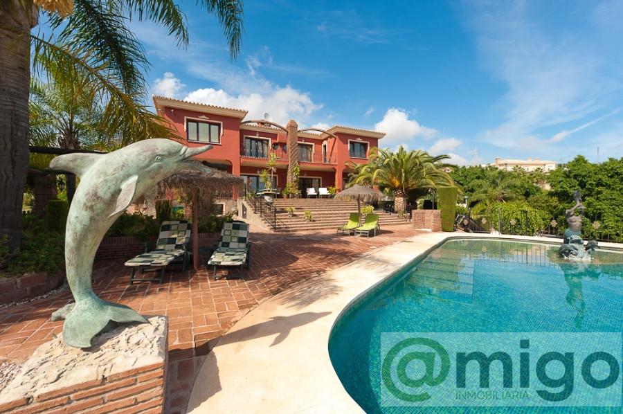 Venta de villa en Benalmadena