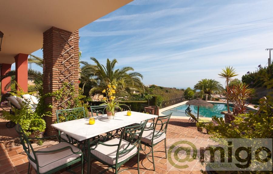 Venta de villa en Benalmadena