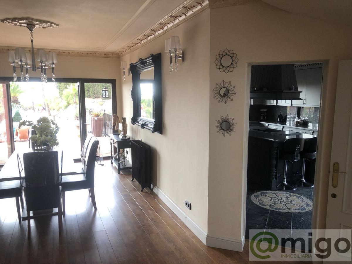 Venta de villa en Benalmadena