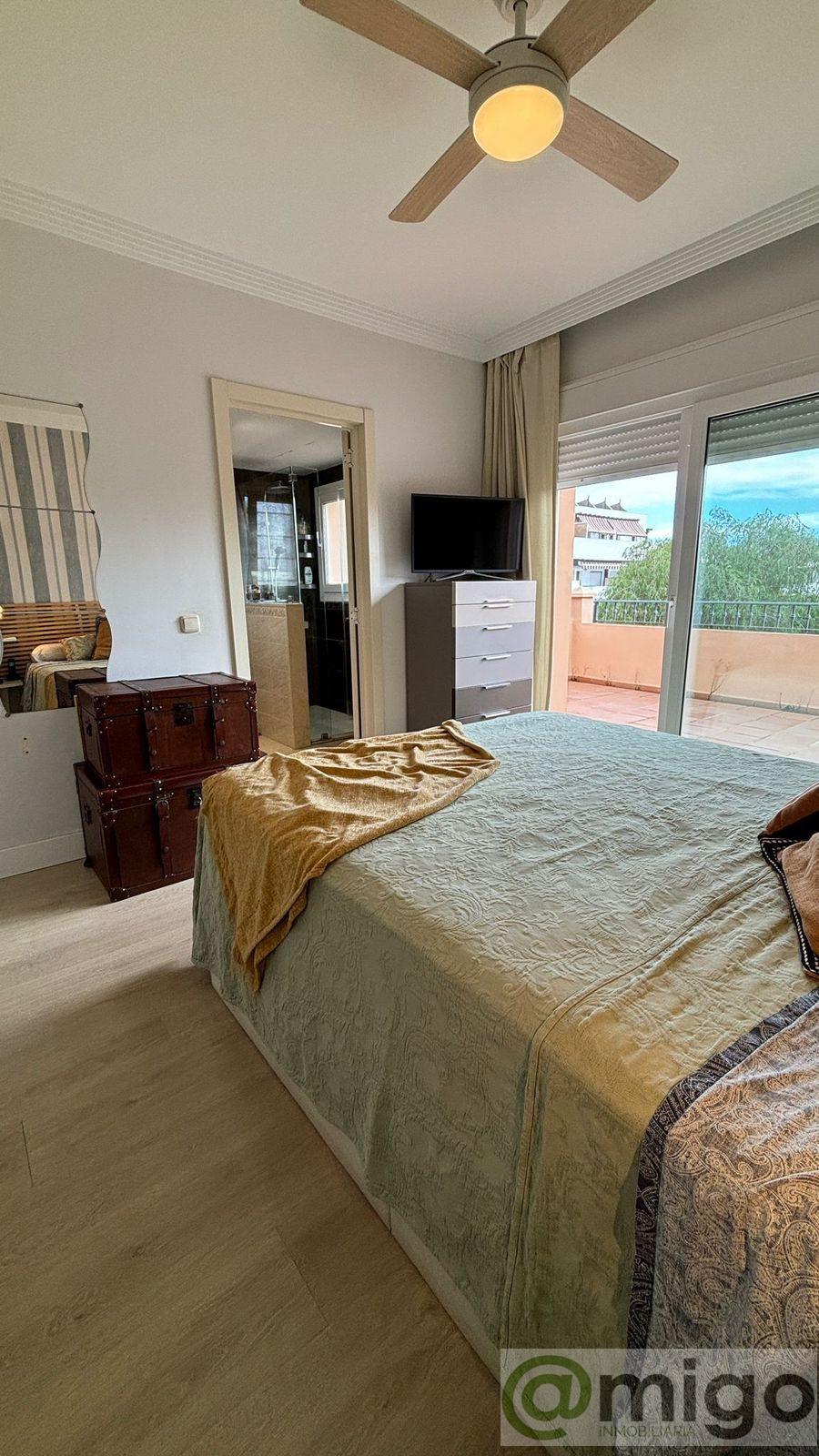 Venta de villa en Riviera del Sol