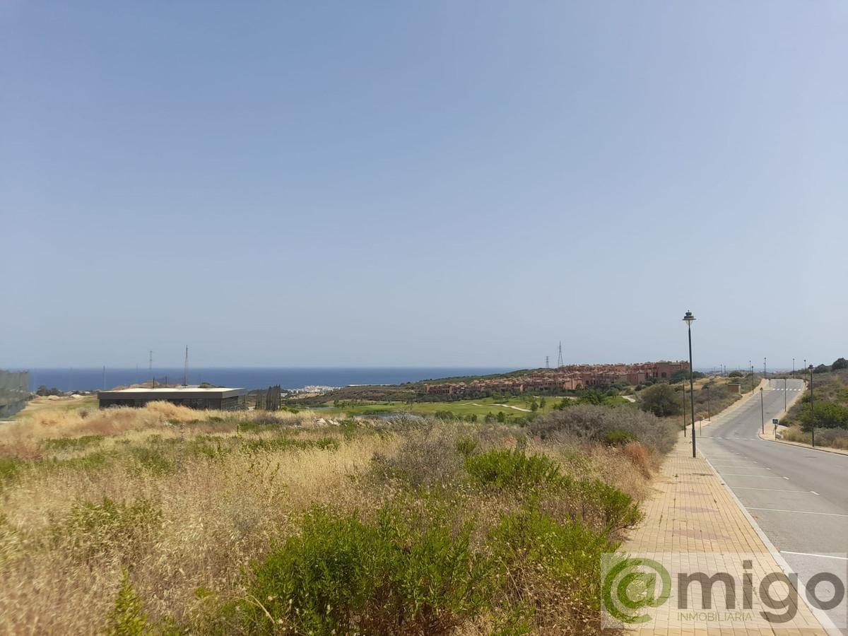 For sale of land in Estepona