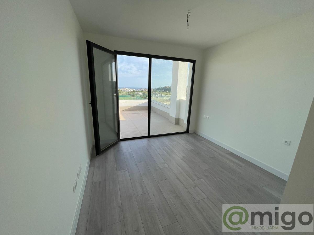 Продажа от

 Пентхаус на Estepona
