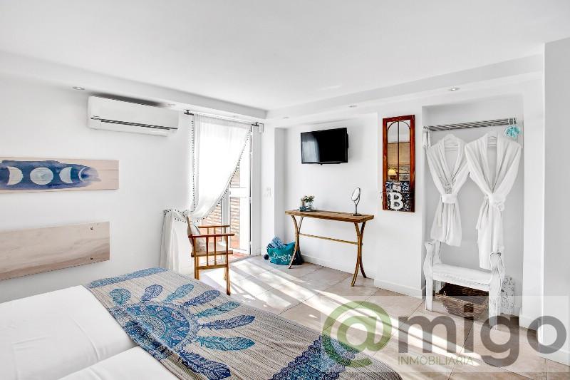 Venta de villa en Marbesa