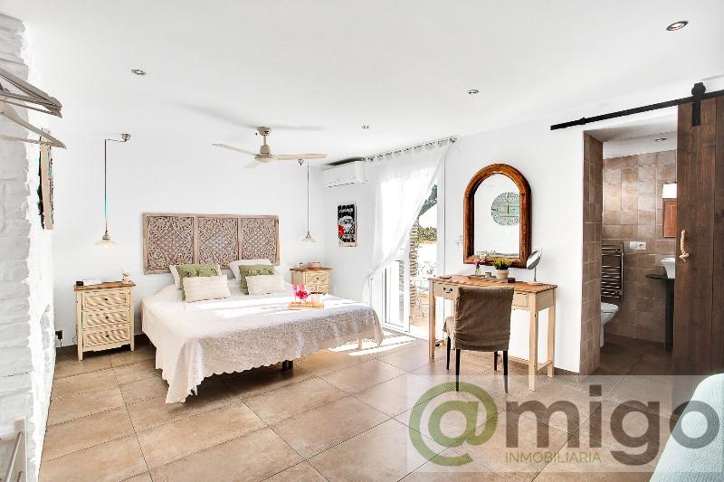 Venta de villa en Marbesa