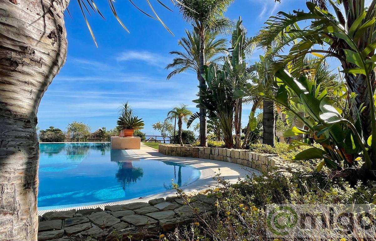 Продажа от

 Апартаменты на Benalmadena