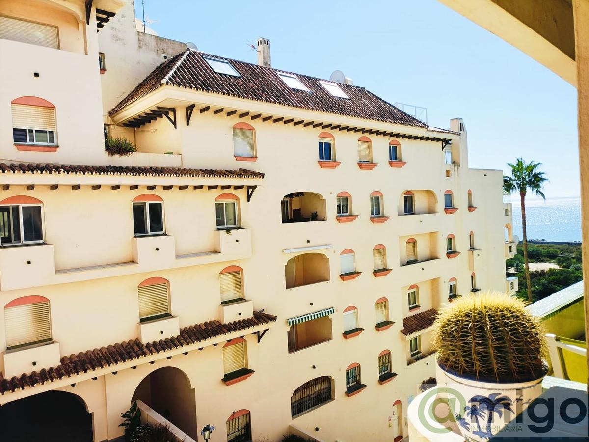For sale of apartment in Estepona