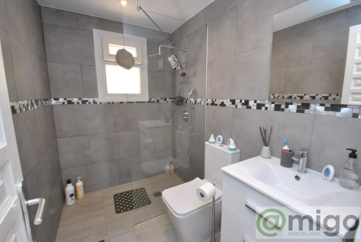 Venta de villa en Cerros del Aguila