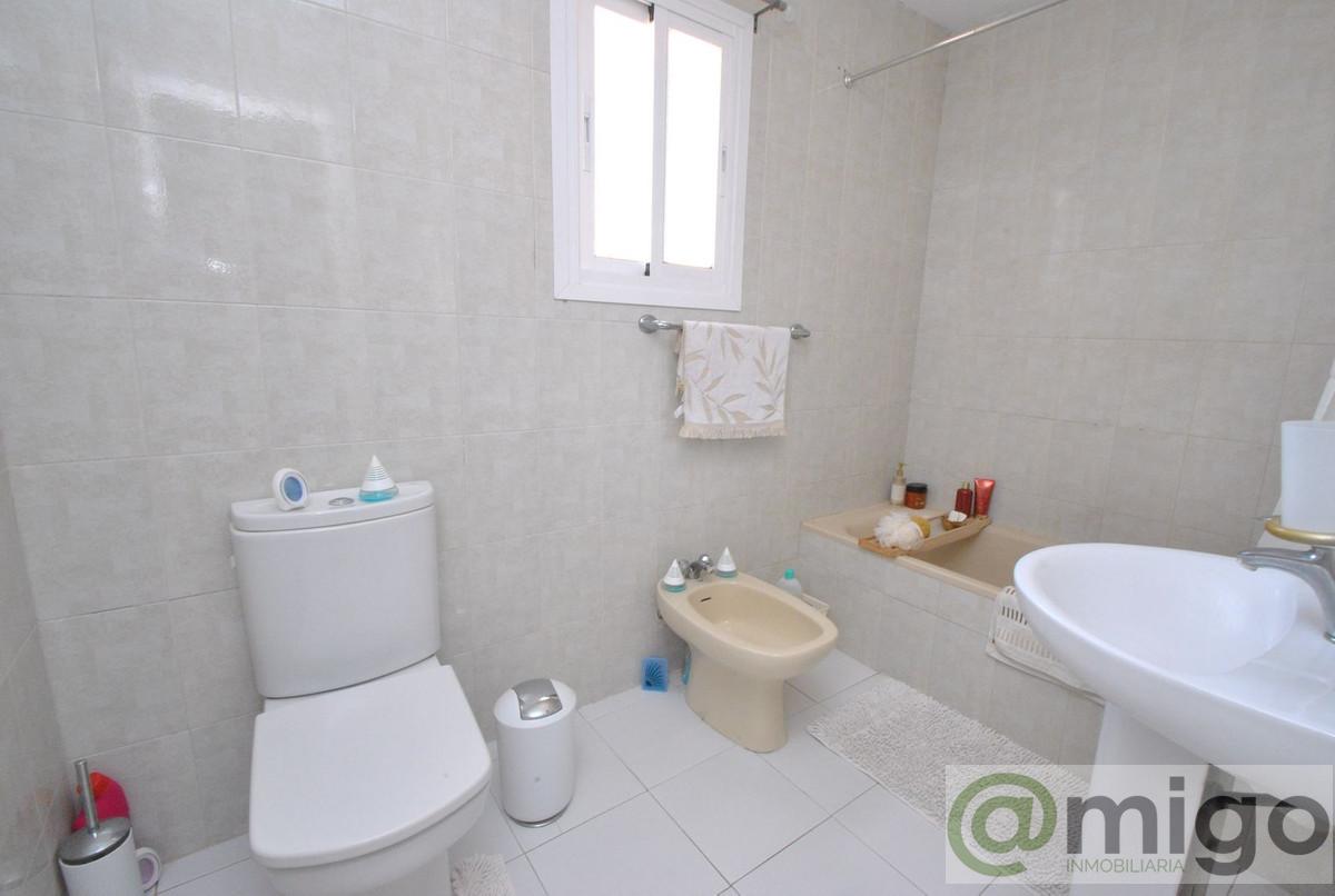 Venta de villa en Cerros del Aguila