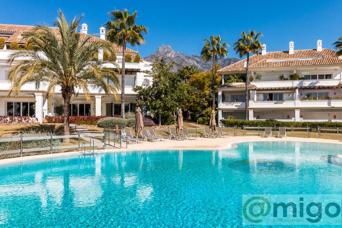 For sale of apartment in Marbella