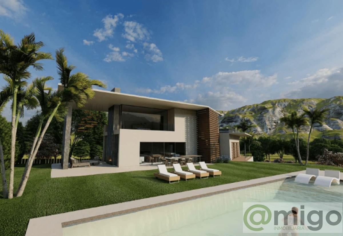 For sale of land in Marbella