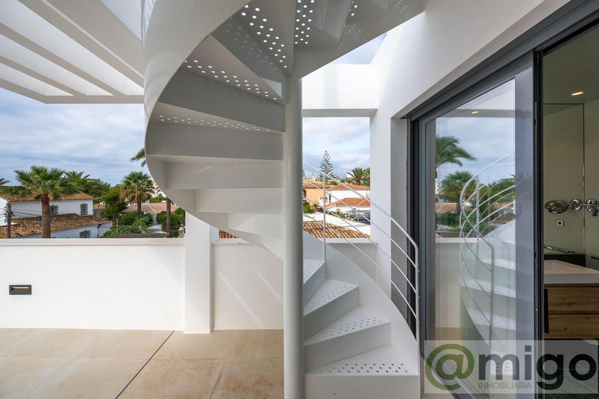 Venta de villa en Marbesa