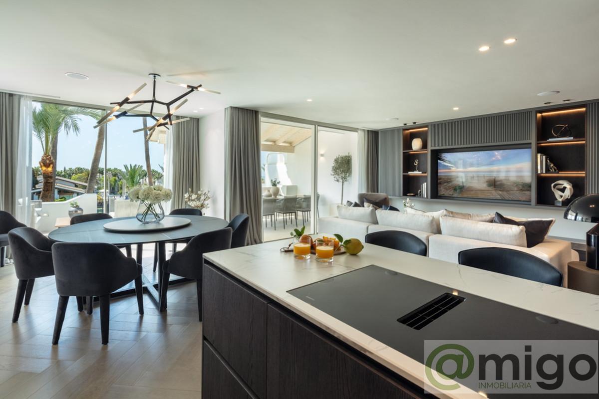 For sale of penthouse in Marbella