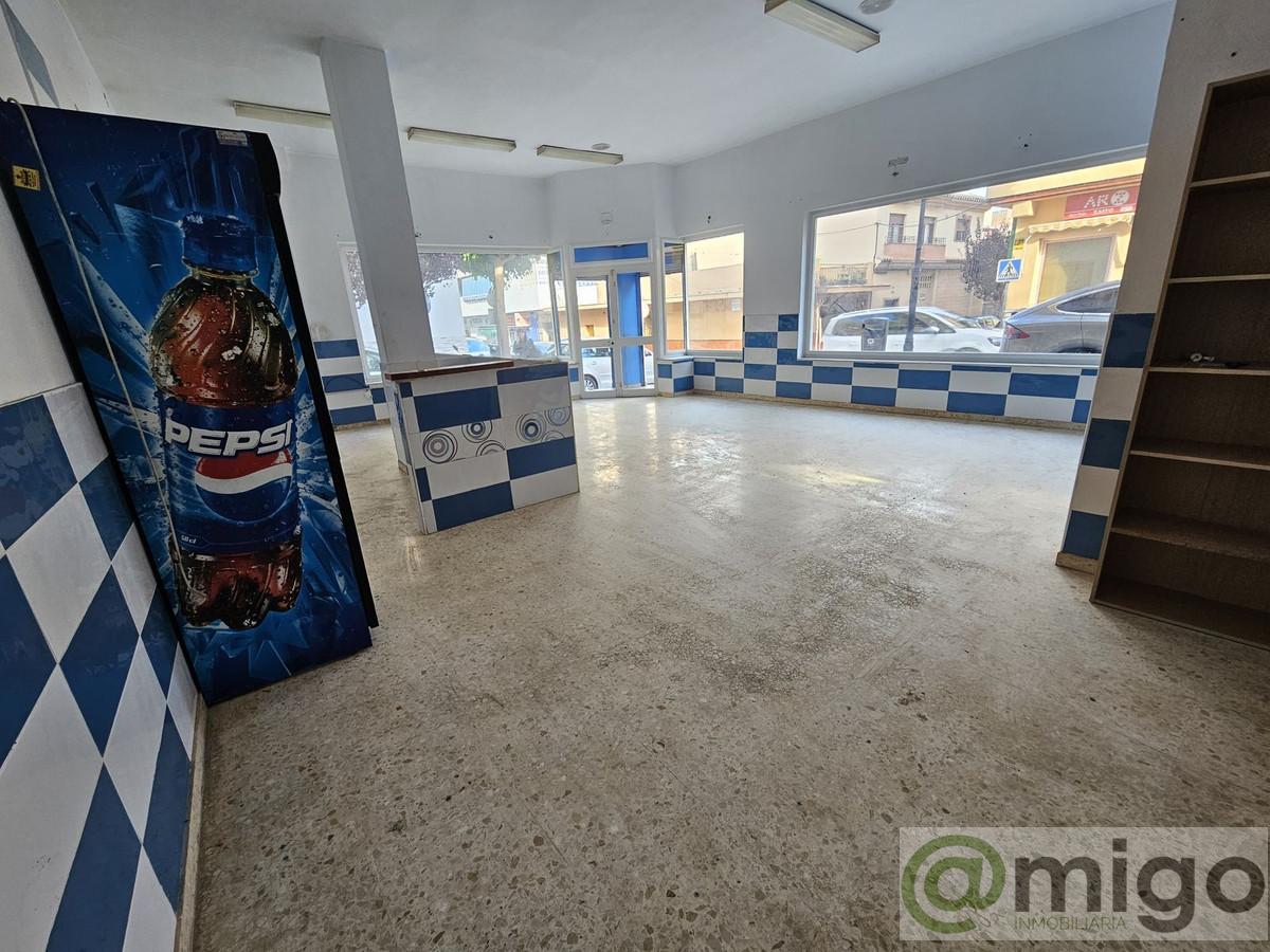 Venta de local en Las Lagunas