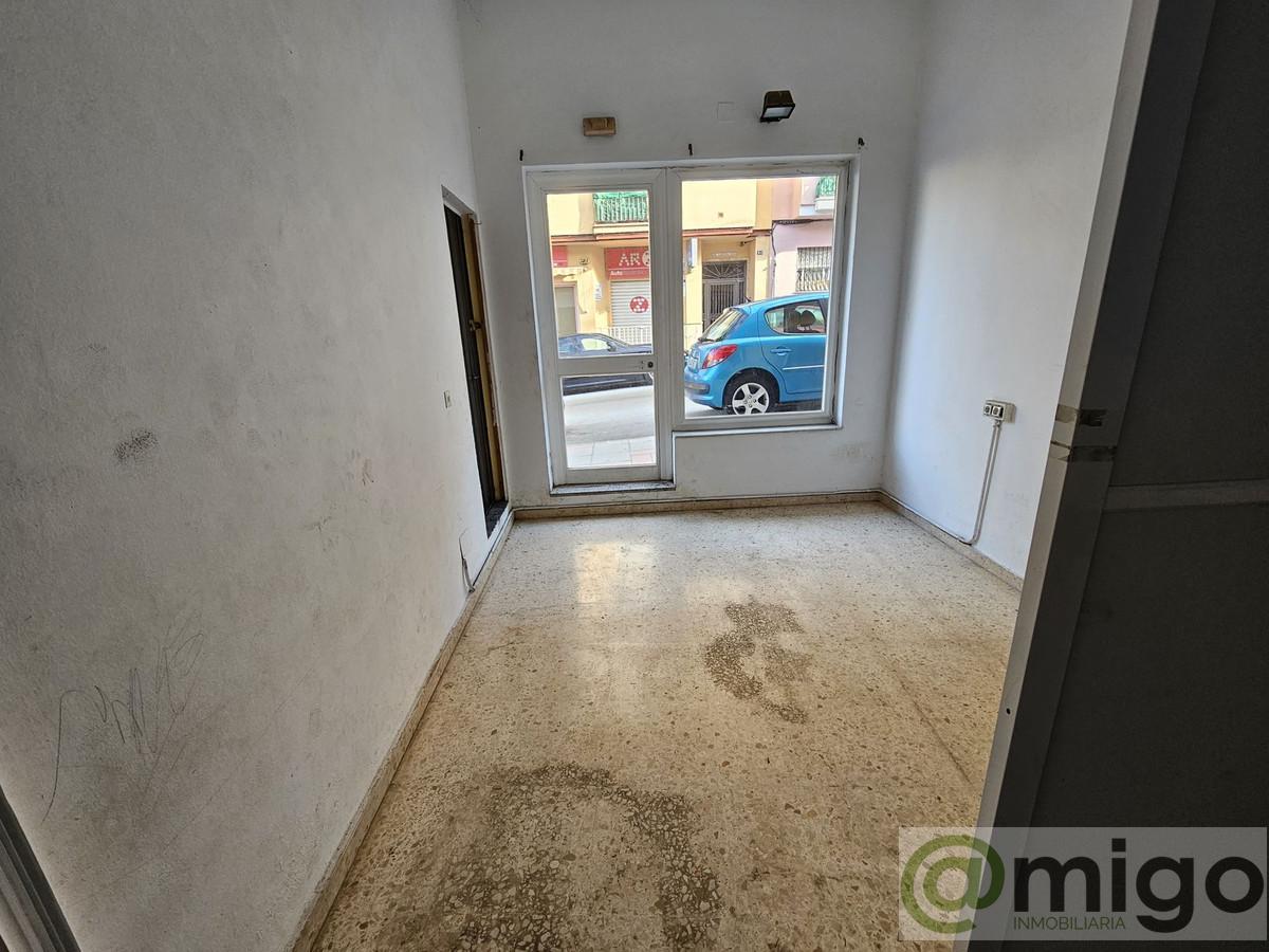 Venta de local en Las Lagunas