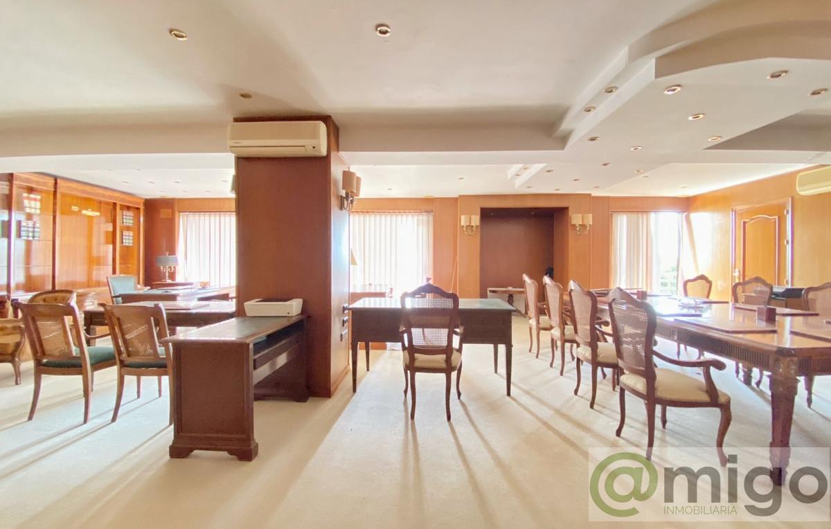 Venta de local en Marbella