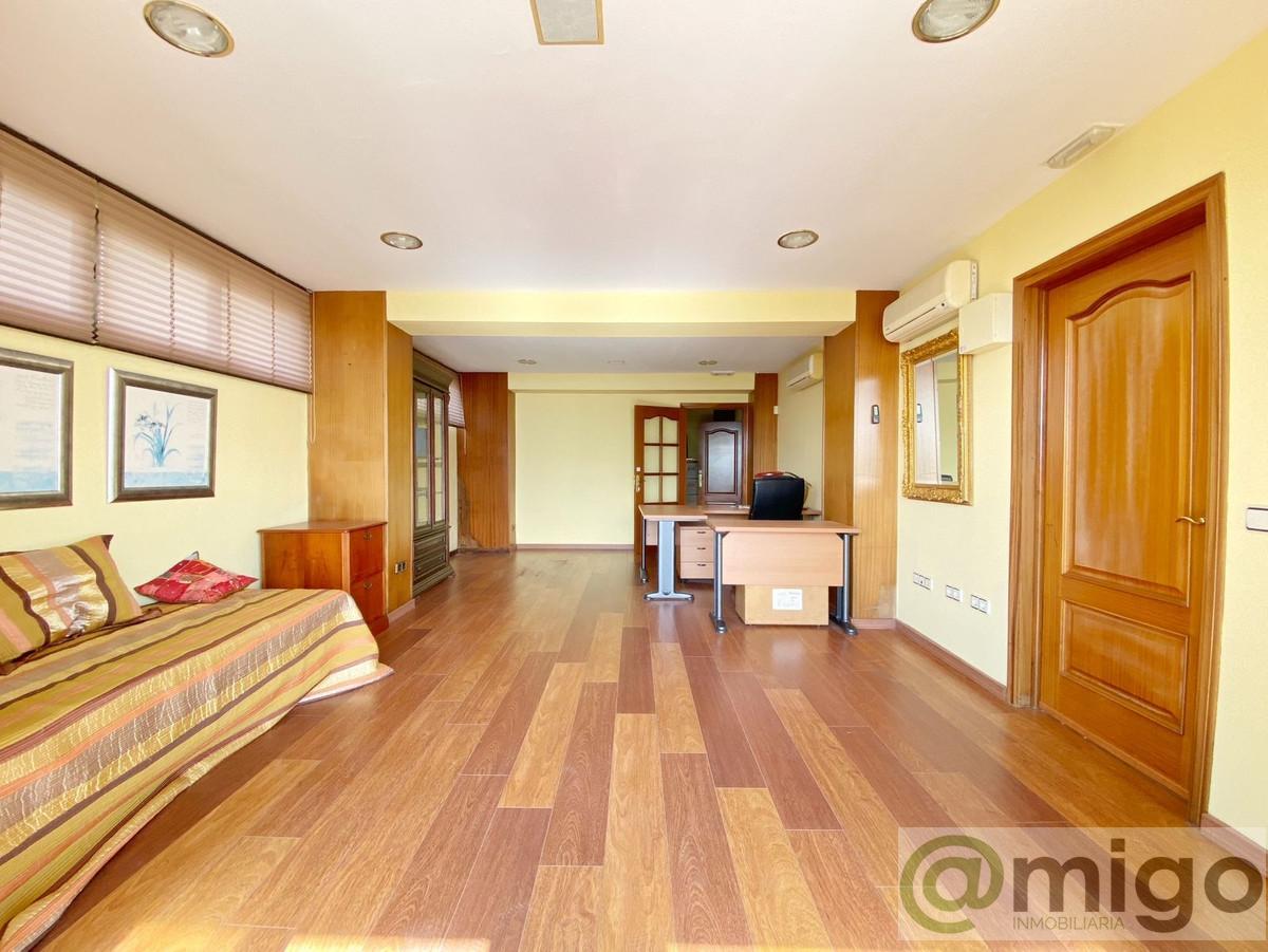 Venta de local en Marbella