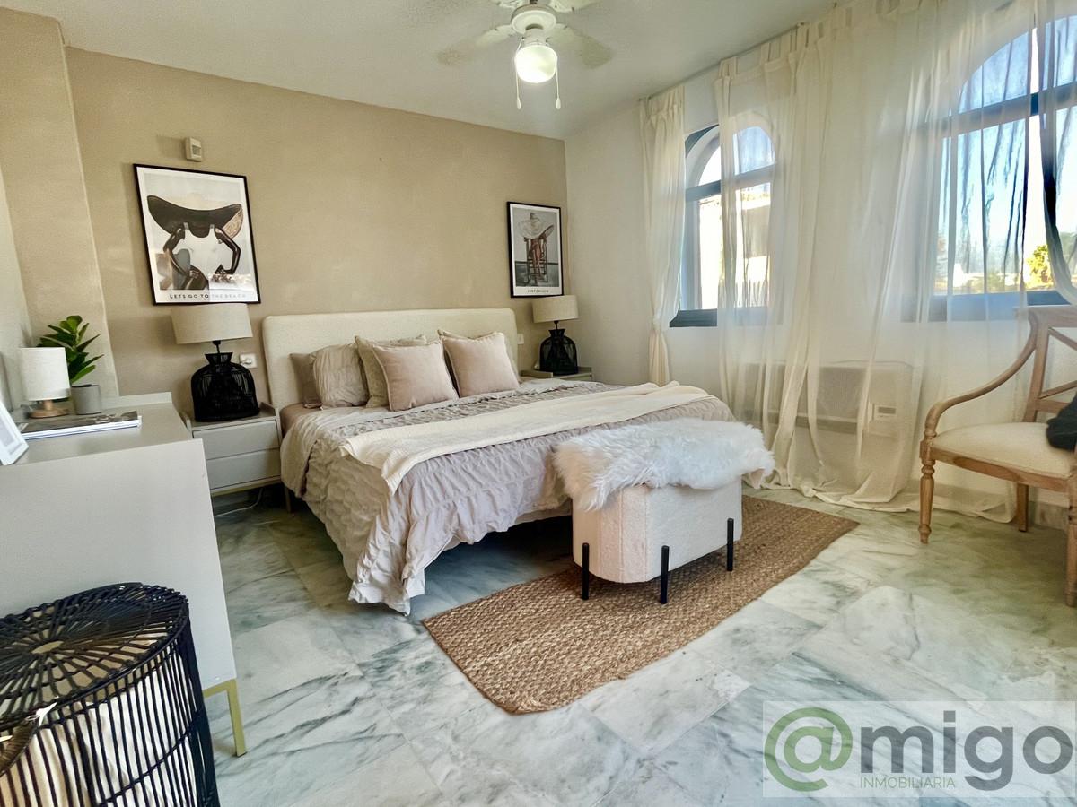 Venta de villa en Costalita