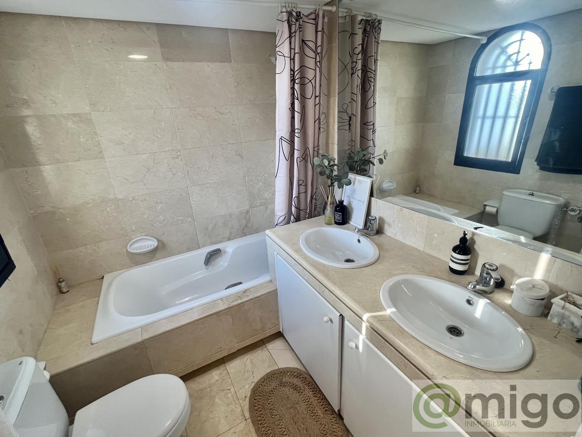 Venta de villa en Costalita