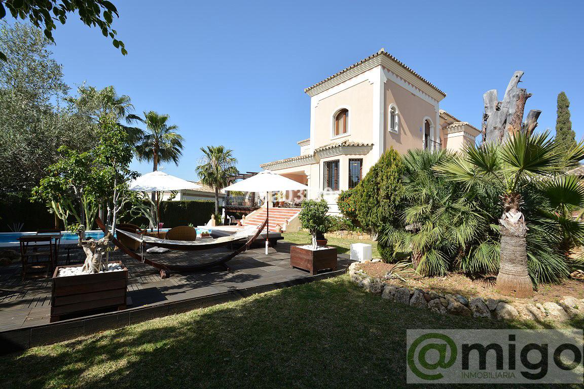 Продажа от

 Виллa на Marbella