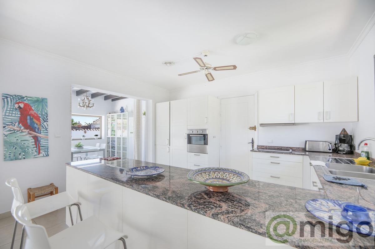 For sale of villa in Marbella