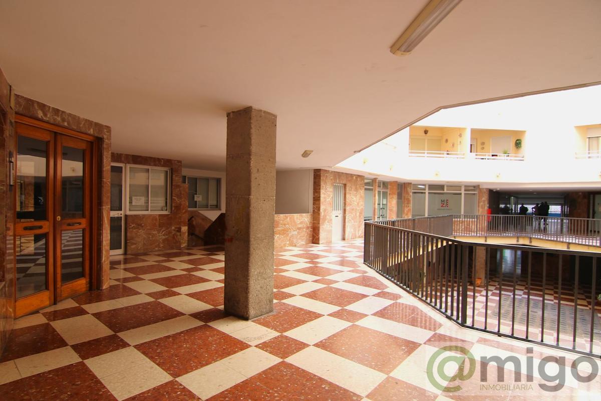 Venta de local en Coín