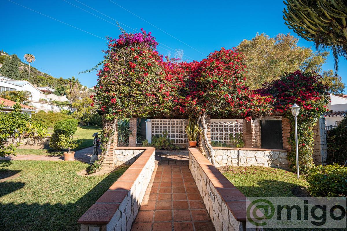 Venta de villa en Benalmadena