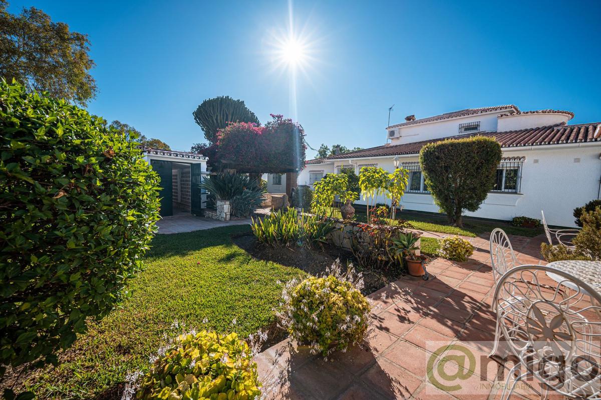 Venta de villa en Benalmadena