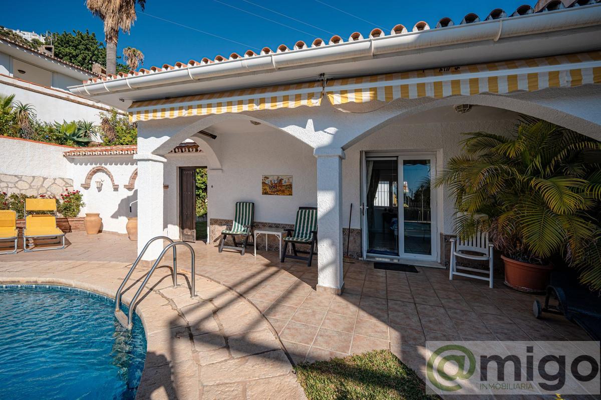 Venta de villa en Benalmadena