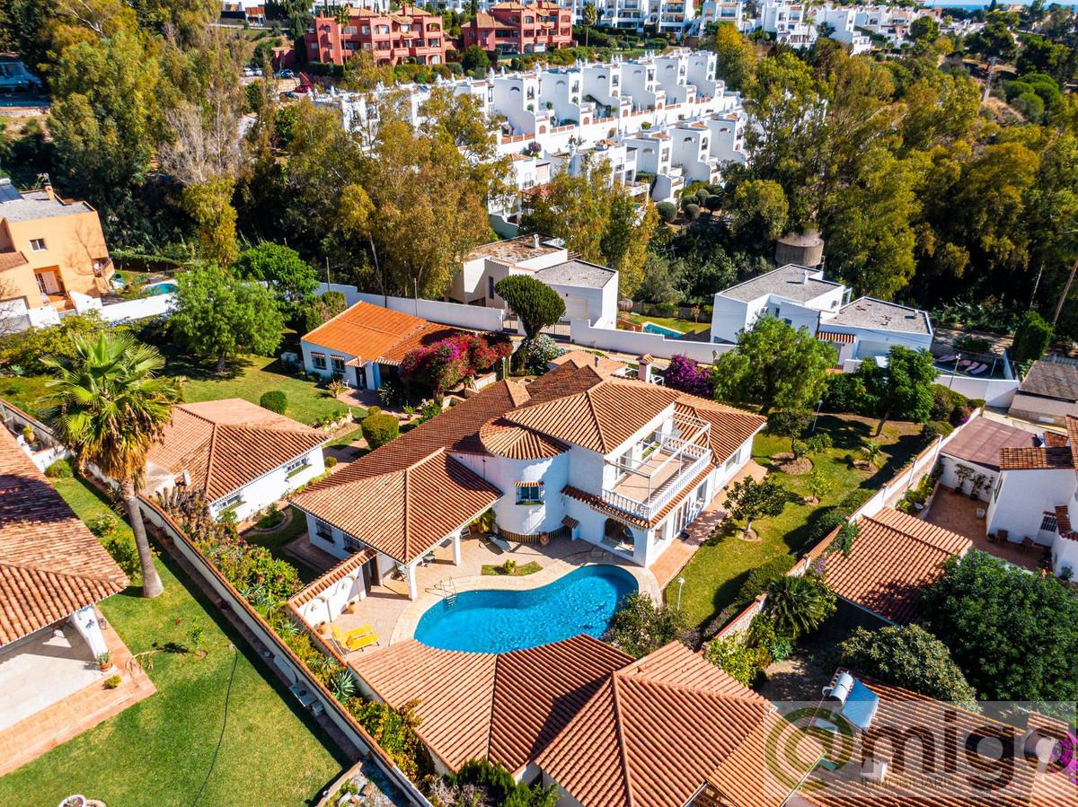 Venta de villa en Benalmadena