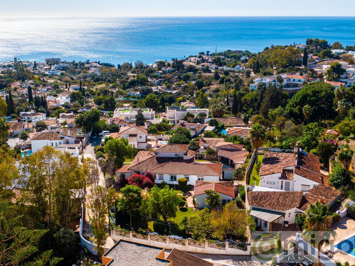 Venta de villa en Benalmadena