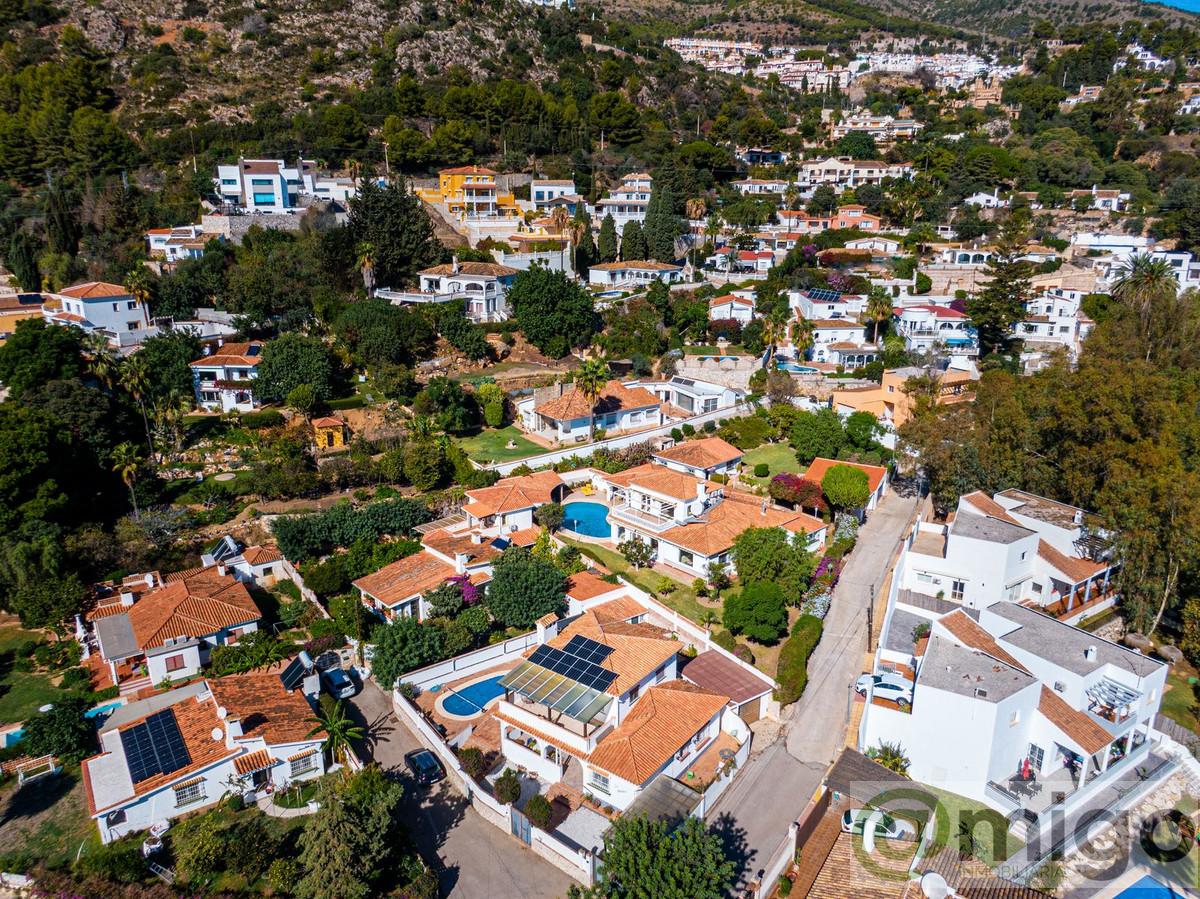 Venta de villa en Benalmadena