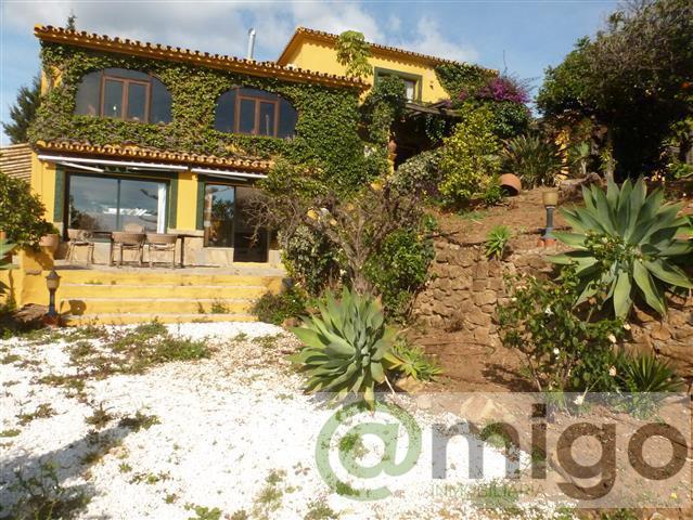 Продажа от

 Виллa на Estepona