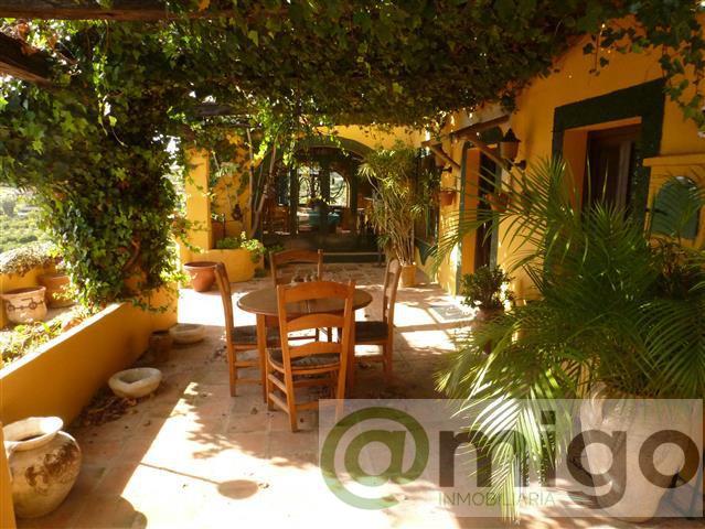 Продажа от

 Виллa на Estepona