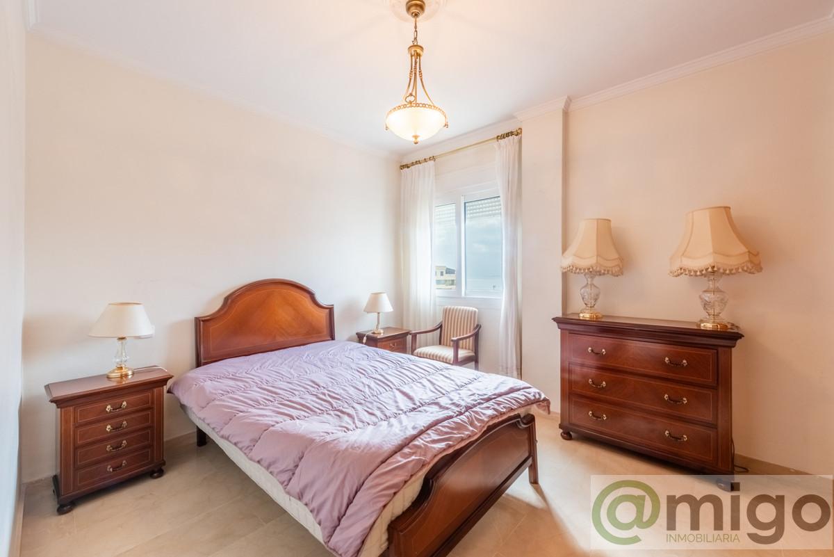 For sale of penthouse in Marbella